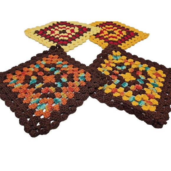 Vintage Kitsch Handmade Crochet Hot Pad Potholder Granny Cottage Core  4 Pieces - Picture 16 of 16